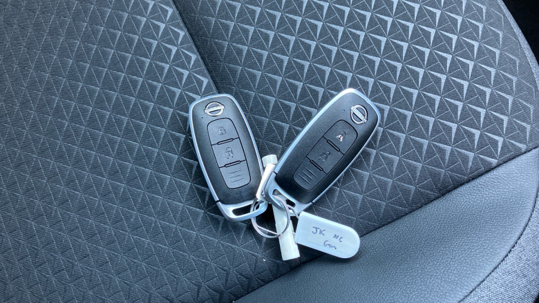 Nissan Juke 1.0 DiG-T N-Connecta 5dr Petrol Hatchback